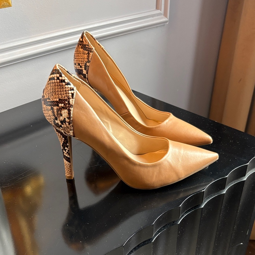 Guess Tan and Snakeskin Heels
